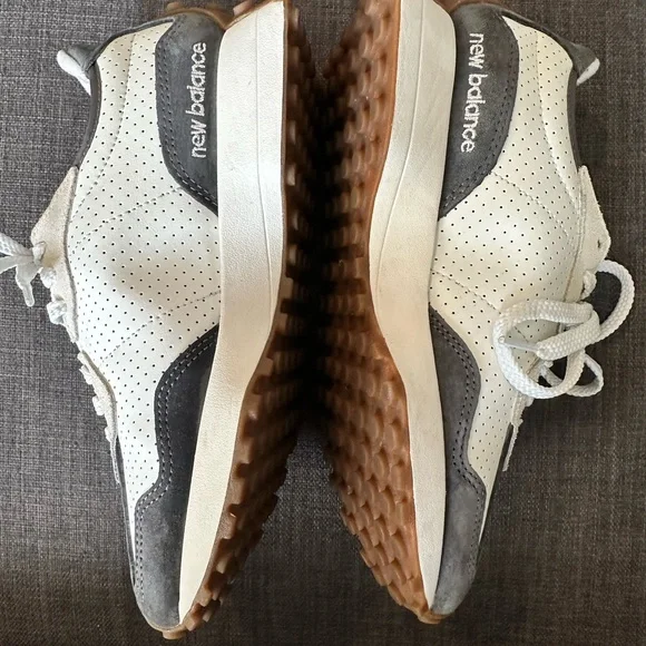 New Balance 327 Perforated Leather and Suede mix Women's 6.5 Men 5 (rare find) - Picture 7 of 9